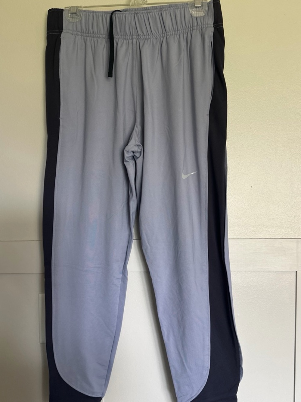 Nike Therma-Fit Women’s Lilac and Purple Training Joggers